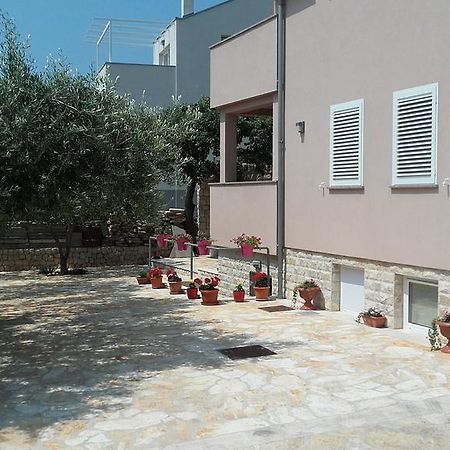 Lily Apartments Punta Skala Petrčane Extérieur photo