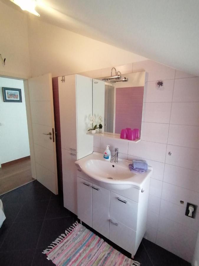 Lily Apartments Punta Skala Petrčane Extérieur photo